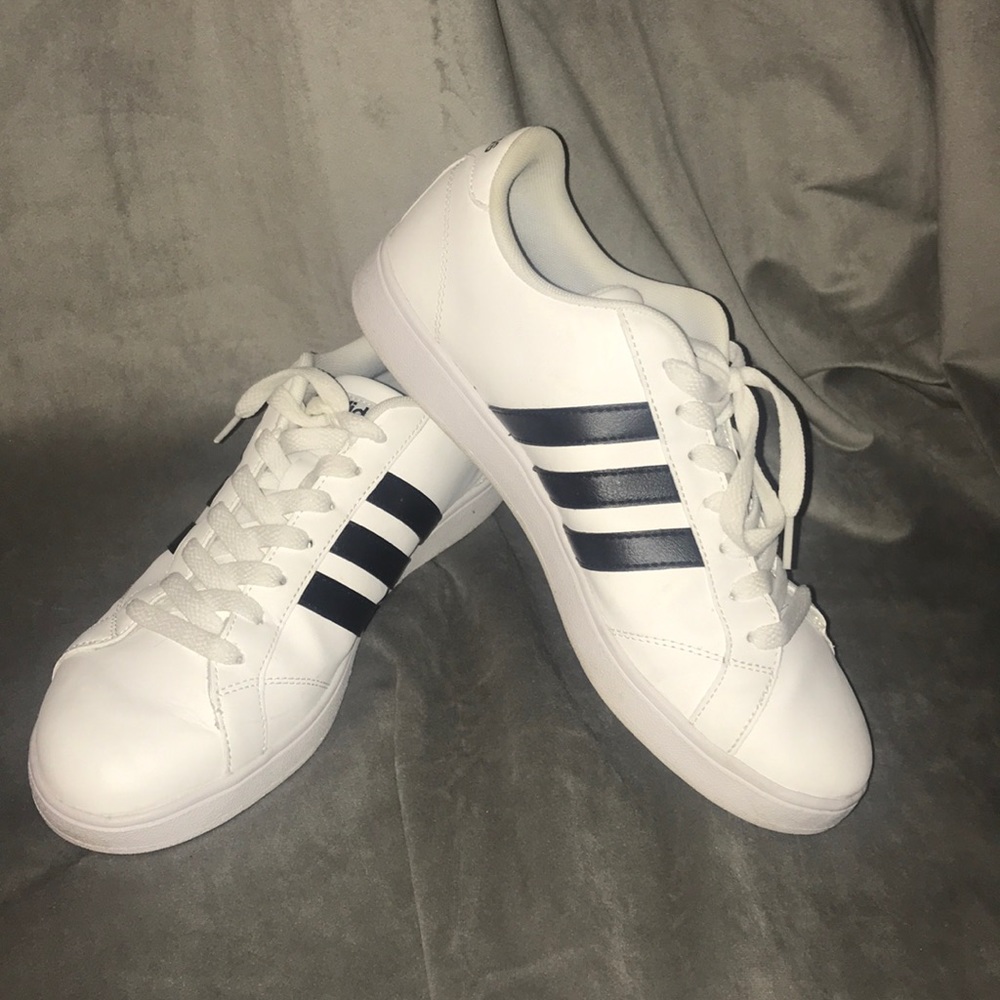 Like New Classic Adidas black and white